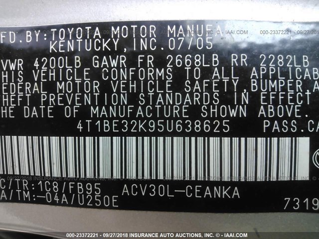 4T1BE32K95U638625 - 2005 TOYOTA CAMRY LE/XLE/SE Күміс фото 9