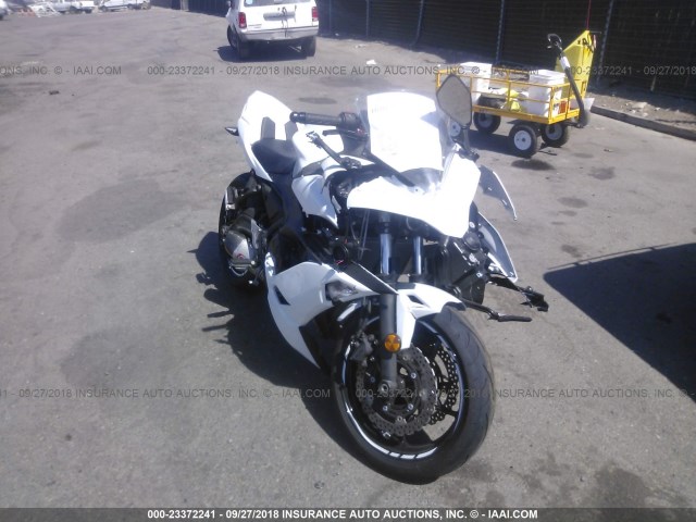 JKAEXEJ16HDA01855 - 2017 KAWASAKI EX650 J თეთრი ფოტო 1