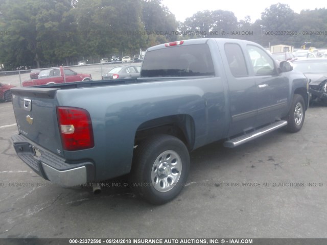 1GCRCREA9BZ418513 - 2011 CHEVROLET SILVERADO C1500  LS GRAY photo 4