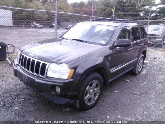 1J8HR58275C577425 - 2005 JEEP GRAND CHEROKEE LIMITED BROWN photo 2