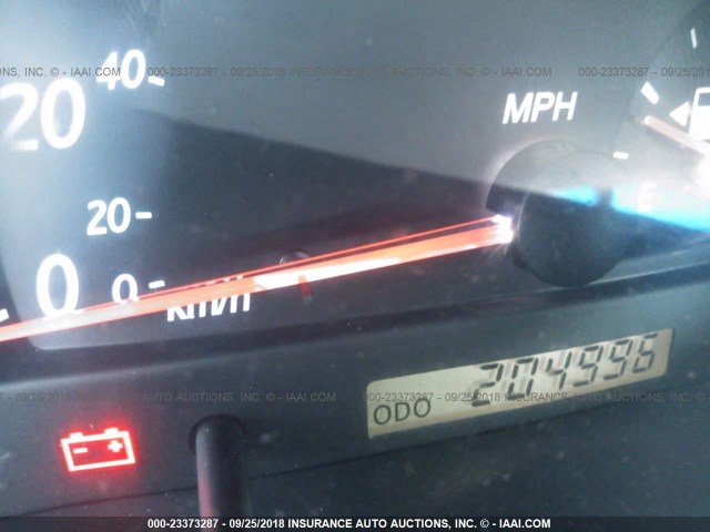 4T1BE32K24U272697 - 2004 TOYOTA CAMRY LE/XLE/SE Күміс фото 7