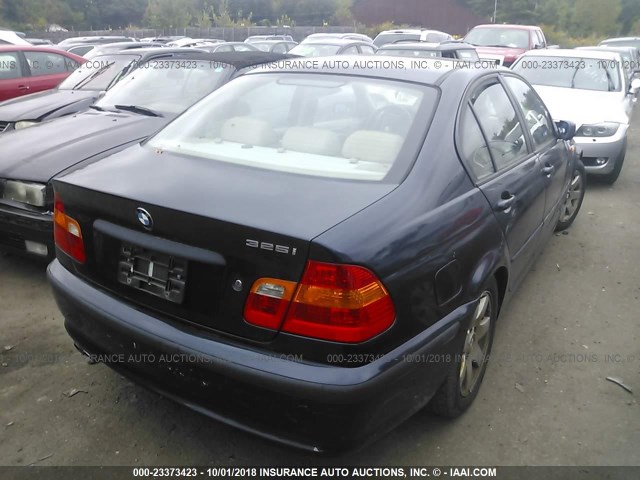 WBAAZ33425KW78851 - 2005 BMW 325 IS SULEV BLUE photo 4