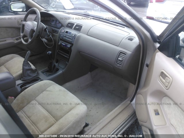 JN1CA21D7XT801656 - 1999 NISSAN MAXIMA GLE/GXE/SE GOLD photo 5