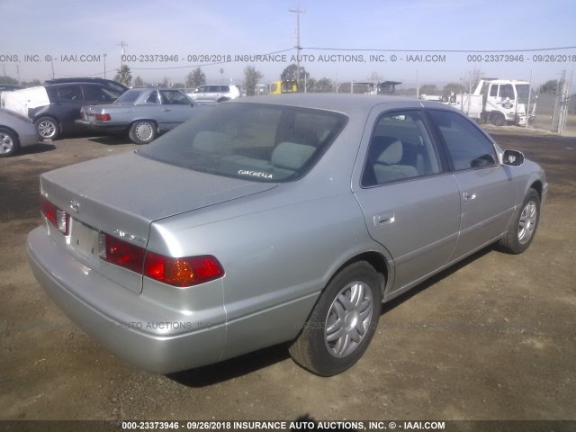 JT2BG22K8Y0529036 - 2000 TOYOTA CAMRY CE/LE/XLE 银色 照片 4
