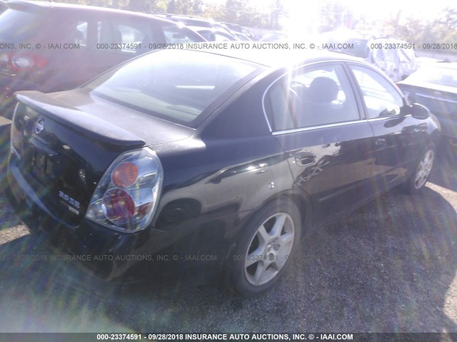 1N4BL11D44C135919 - 2004 NISSAN ALTIMA SE BLACK photo 4