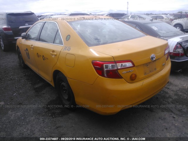 4T1BD1FK1CU046229 - 2012 TOYOTA CAMRY HYBRID/LE/XLE 黄色 照片 3
