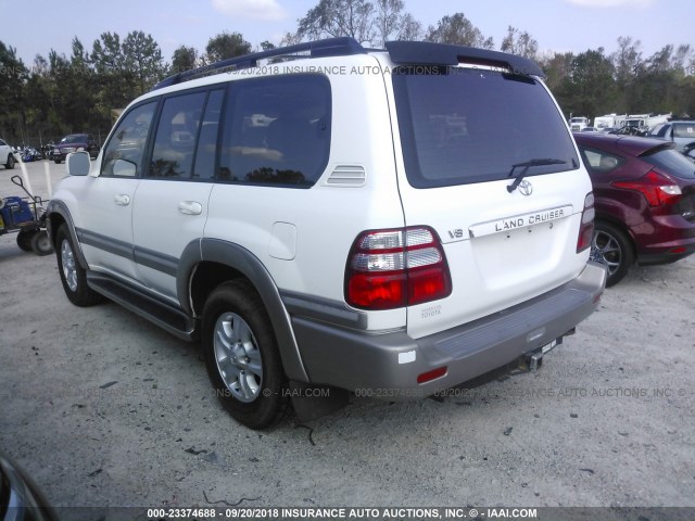 JTEHT05JX32032020 - 2003 TOYOTA LAND CRUISER  WHITE photo 3