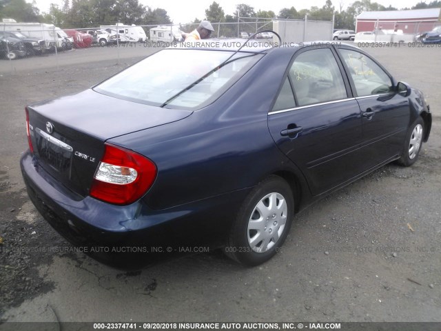 4T1BE32KX3U247674 - 2003 TOYOTA CAMRY LE/XLE/SE Көк фото 4