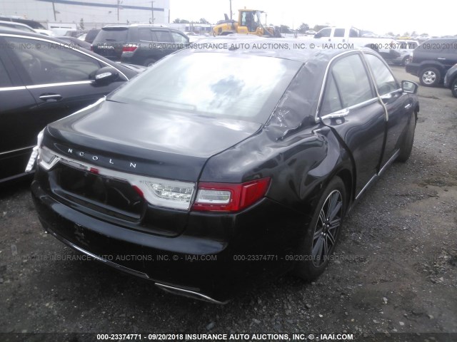1LN6L9RP7H5611899 - 2017 LINCOLN CONTINENTAL RESERVE Қара фото 4