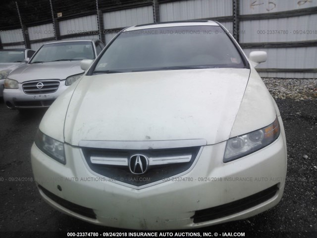 19UUA66216A042515 - 2006 ACURA 3.2TL WHITE photo 6