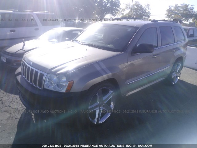 1J8HR58275C555456 - 2005 JEEP GRAND CHEROKEE LIMITED GOLD photo 2