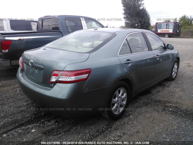 4T1BF3EK3BU676601 - 2011 TOYOTA CAMRY SE/LE/XLE GREEN photo 4