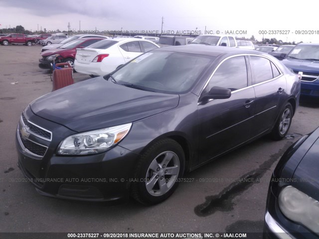 1G11B5SA2DF172592 - 2013 CHEVROLET MALIBU LS GRAY photo 2
