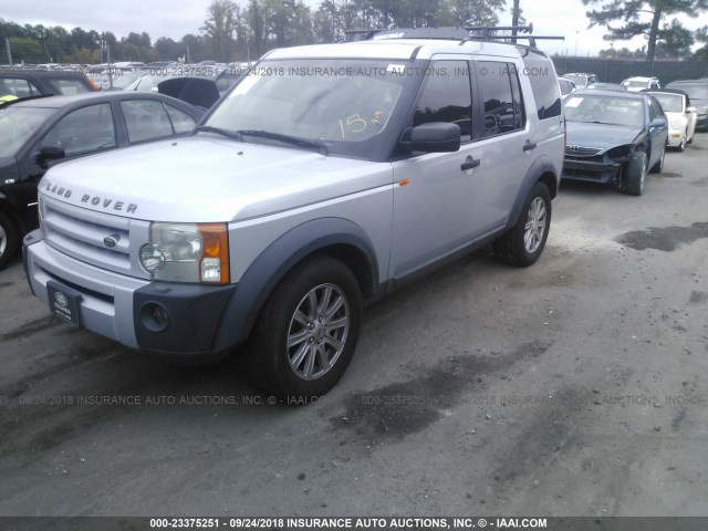 SALAE25417A420229 - 2007 LAND ROVER LR3 SE SILVER photo 2