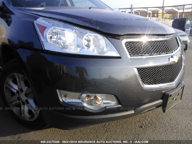 1GNLREED9AJ247130 - 2010 CHEVROLET TRAVERSE LS GRAY photo 6