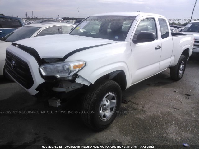 5TFRX5GNXHX082713 - 2017 TOYOTA TACOMA ACCESS CAB/SR/SR5 WHITE photo 2