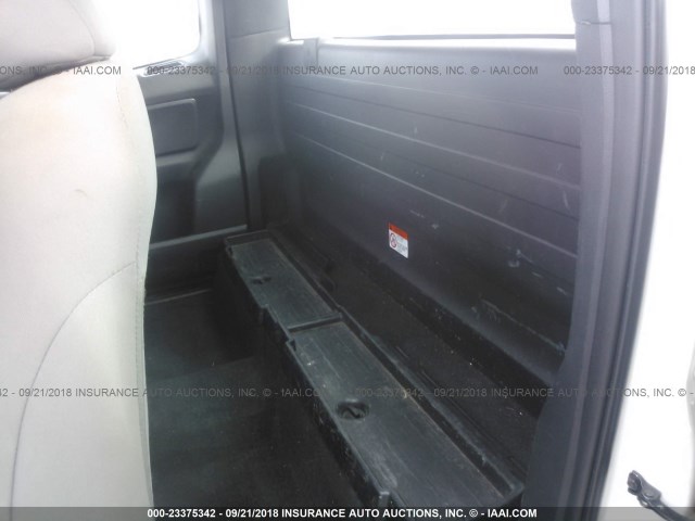 5TFRX5GNXHX082713 - 2017 TOYOTA TACOMA ACCESS CAB/SR/SR5 თეთრი ფოტო 8