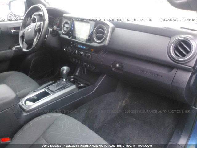 3TMDZ5BN8HM013293 - 2017 TOYOTA TACOMA BLUE photo 5
