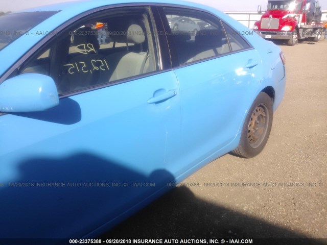 4T4BE46K69R050452 - 2009 TOYOTA CAMRY SE/LE/XLE BLUE photo 6