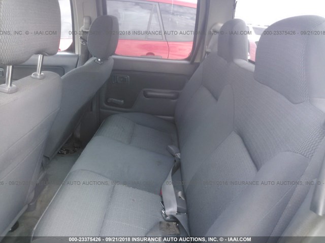 1N6ED27T84C470753 - 2004 NISSAN FRONTIER CREW CAB XE V6 SILVER photo 8