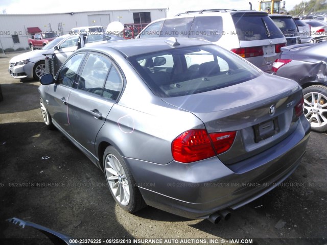 WBAPK5C50AA599939 - 2010 BMW 328 XI SULEV GRAY photo 3