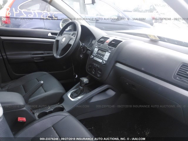 3VWEF71K97M084417 - 2007 VOLKSWAGEN JETTA WOLFSBURG 银色 照片 5