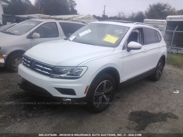 3VV2B7AX7JM109501 - 2018 VOLKSWAGEN TIGUAN SE/SEL WHITE photo 2