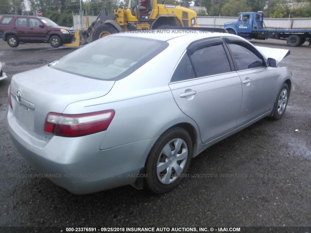 4T1BE46K37U531511 - 2007 TOYOTA CAMRY NEW GENERAT CE/LE/XLE/SE SILVER photo 4
