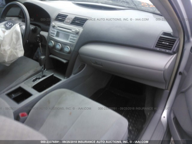 4T1BE46K37U531511 - 2007 TOYOTA CAMRY NEW GENERAT CE/LE/XLE/SE SILVER photo 5