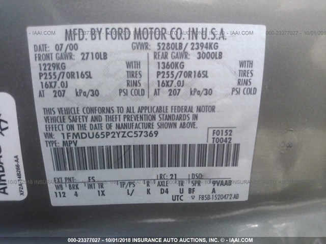 1FMDU65P2YZC57369 - 2000 FORD EXPLORER LIMITED GRAY photo 9