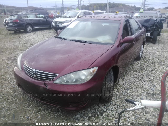 4T1BE32K75U098580 - 2005 TOYOTA CAMRY LE/XLE/SE Қызыл фото 2