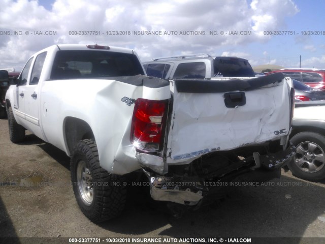 1GTHK23667F550626 - 2007 GMC SIERRA K2500 HEAVY DUTY WHITE photo 6