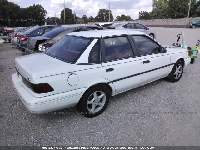 1FAPP36X4RK124506 - 1994 FORD TEMPO GL WHITE photo 4