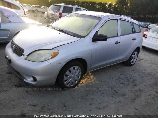 2T1KR32E95C335828 - 2005 TOYOTA COROLLA MATRIX XR SILVER photo 2