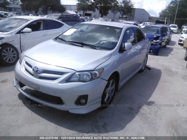 2T1BU4EE2DC095634 - 2013 TOYOTA COROLLA S/LE SILVER photo 2
