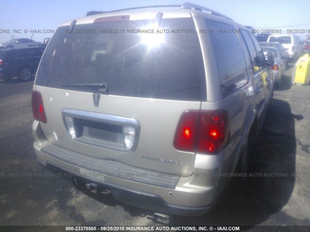 5LMFU275X5LJ24755 - 2005 LINCOLN NAVIGATOR 棕色 照片 4