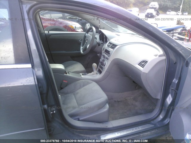 1G1ZG57B294171189 - 2009 CHEVROLET MALIBU LS ნაცრისფერი ფოტო 5