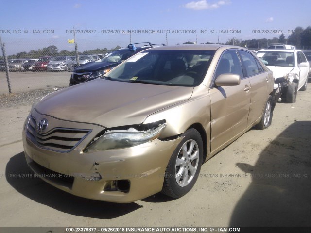 4T1BF3EK9BU226709 - 2011 TOYOTA CAMRY SE/LE/XLE 金色 照片 2