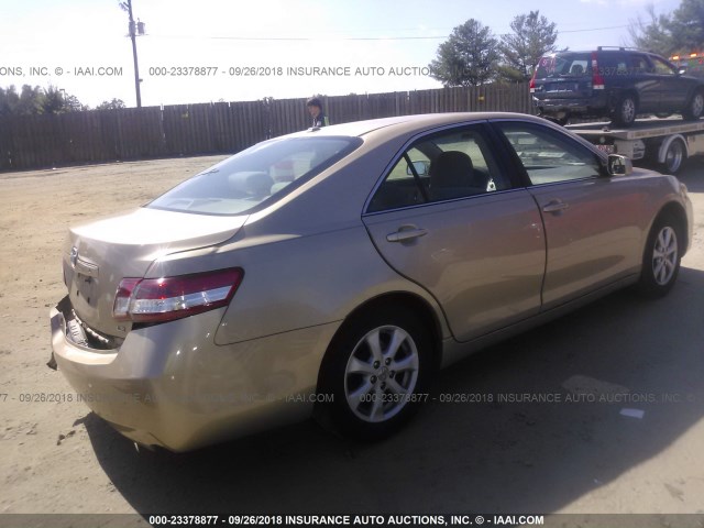 4T1BF3EK9BU226709 - 2011 TOYOTA CAMRY SE/LE/XLE 金色 照片 4