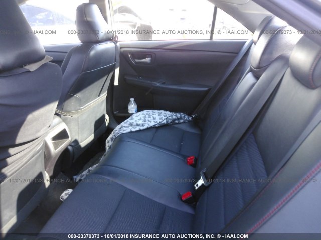 4T1BF1FKXGU528407 - 2016 TOYOTA CAMRY LE/XLE/SE/XSE GRAY photo 8