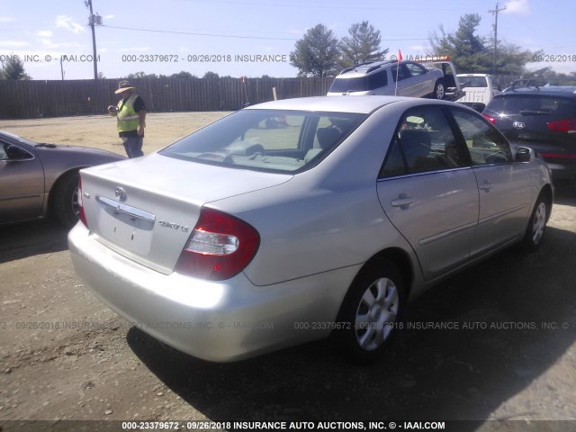 4T1BE32K53U675880 - 2003 TOYOTA CAMRY LE/XLE/SE Күміс фото 4