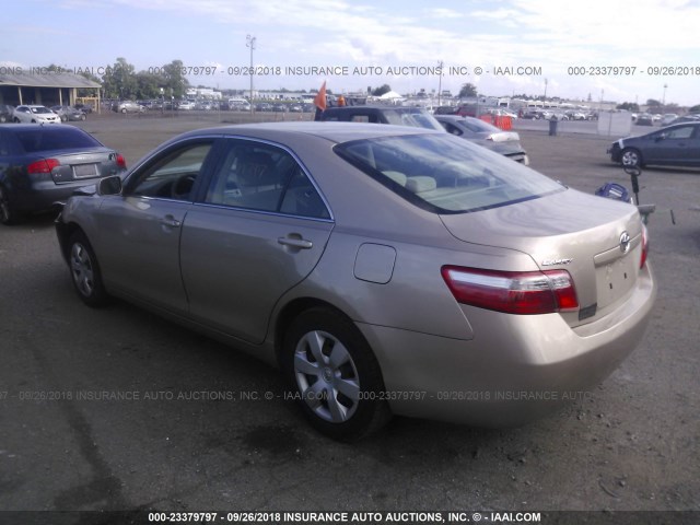 4T1BE46K68U739402 - 2008 TOYOTA CAMRY CE/LE/XLE/SE TAN photo 3