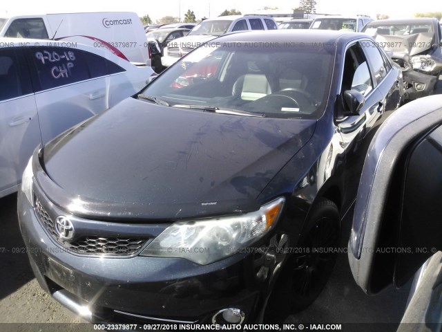 4T1BF1FK9EU314084 - 2014 TOYOTA CAMRY L/SE/LE/XLE Qara foto 2