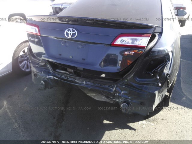 4T1BF1FK9EU314084 - 2014 TOYOTA CAMRY L/SE/LE/XLE Qara foto 6