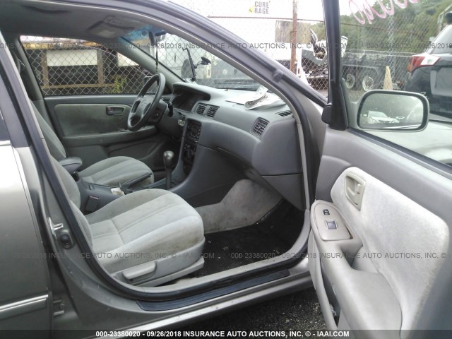 4T1BG22K3XU522201 - 1999 TOYOTA CAMRY CE/LE/XLE 灰色 照片 5