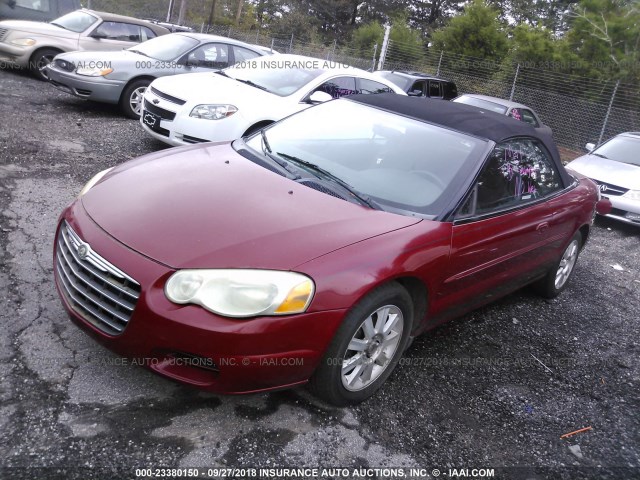 1C3EL75R16N223368 - 2006 CHRYSLER SEBRING GTC RED photo 2