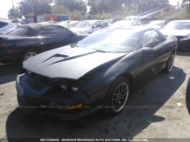 2G1FP22P7R2156973 - 1994 CHEVROLET CAMARO Z28 GREEN photo 2