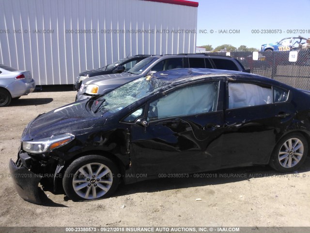 3KPFL4A7XHE104695 - 2017 KIA FORTE LX/S BLACK photo 6