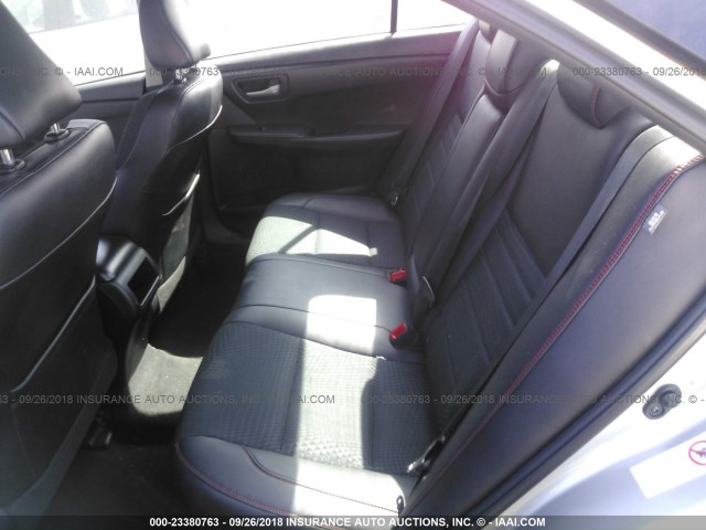 4T1BF1FKXFU984552 - 2015 TOYOTA CAMRY LE/XLE/SE/XSE SILVER photo 8