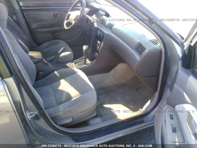 4T1BG22K9WU203299 - 1998 TOYOTA CAMRY CE/LE/XLE 香槟色 照片 5